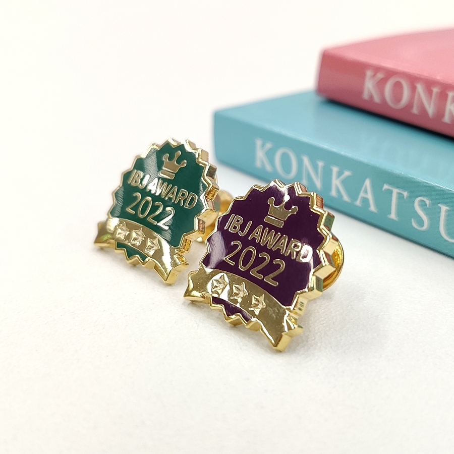 IBJAward2022上期とIBJAward2022下期のバッジ