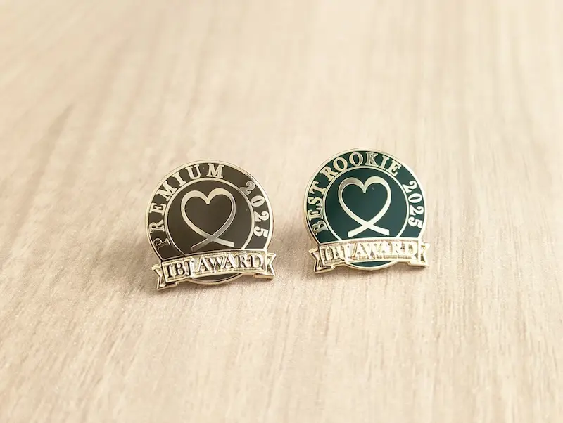 2025年下期ibjaward_premium受賞ピンバッジ