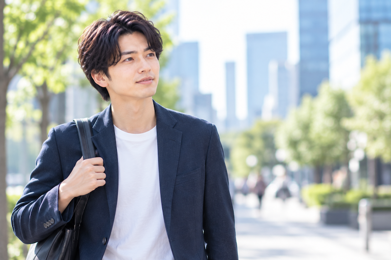 宗教や価値観の違いで交際終了になっても前向きに婚活を続ける男性